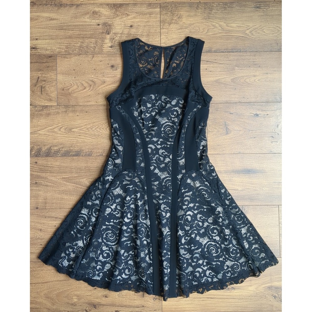 Diane‎ Von Furstenburg Kala Lace Dress Sz 4 Sleeveless Black - Picture 2 of 16